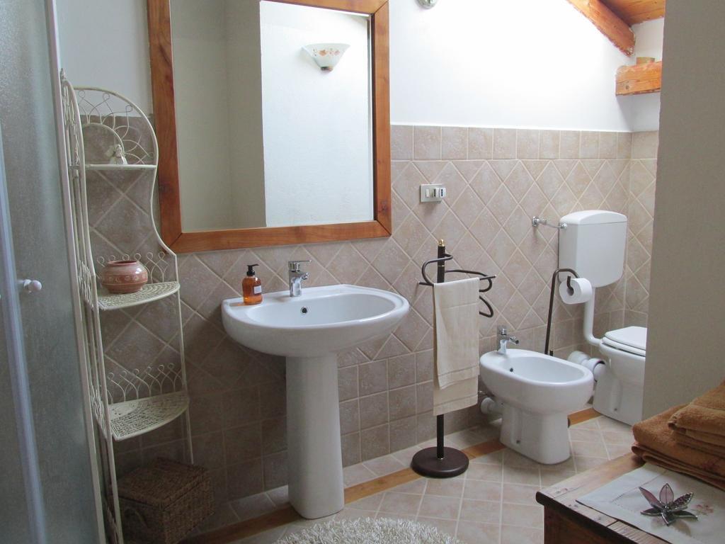 Agriturismo Arcobaleno Aramengo Room photo