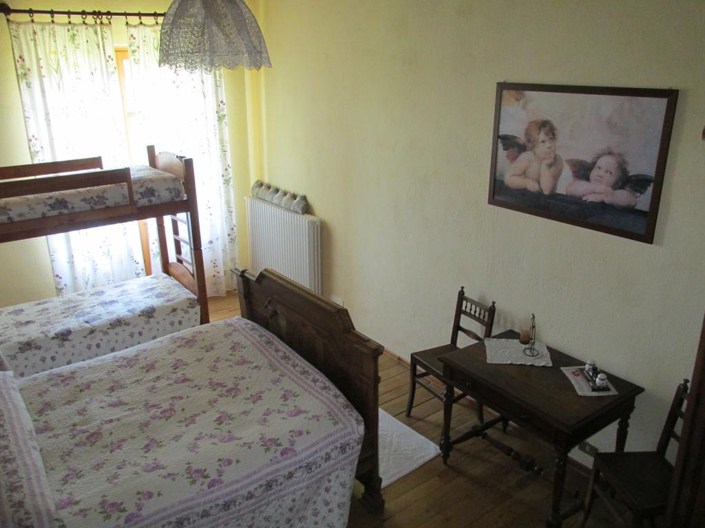 Agriturismo Arcobaleno Aramengo Room photo